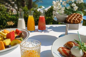 Breakfast meal