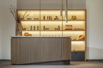 Spa reception