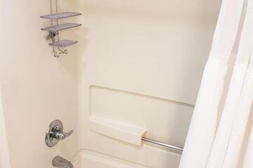 Photo 33