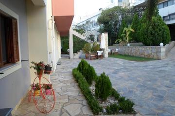 Photo 37