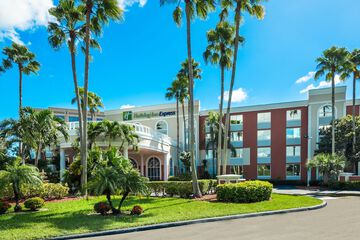 Holiday Inn Express Miami Airport Doral Area by IHG
