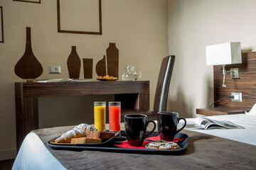 Room service - dining