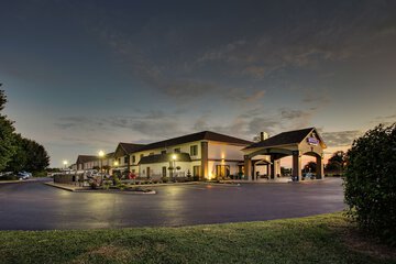 Front of property - evening/night