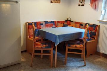 Photo 50
