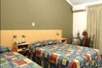  Heavitree Gap Outback Lodge 6