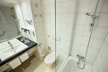 Photo 24
