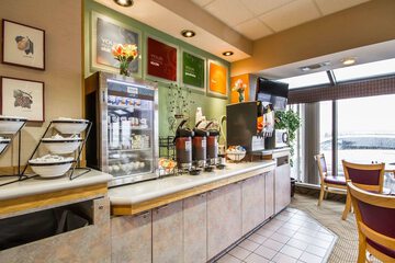 Breakfast/Coffee Service 54 of 61