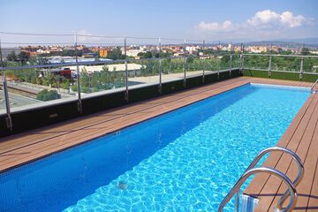 Rooftop pool