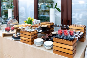 Breakfast buffet