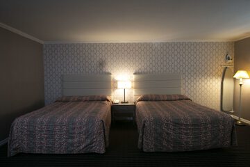 Room 22 of 34