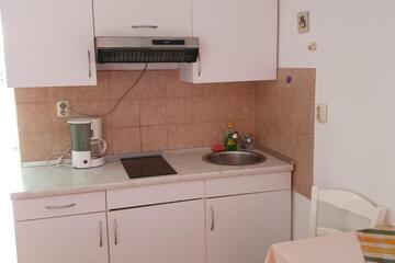 Photo 52