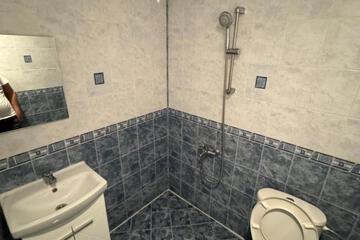 Photo 33