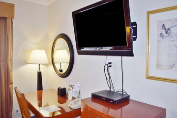 Room 3 of 39