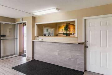 Hotel Interior 17 of 39