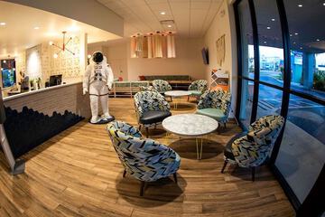 Hotel Interior 43 of 95