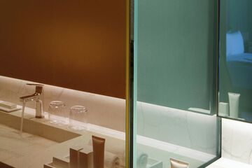 Bathroom amenities