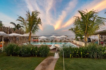 Infinity pool