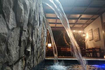 Pool waterfall