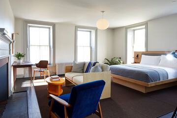 Room 16 of 32