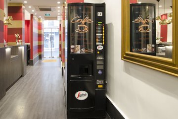 Vending machine