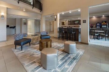 Hotel Interior 4 of 37