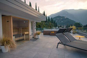 Sundeck