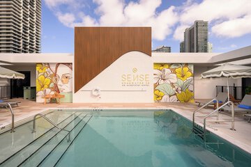 Rooftop pool