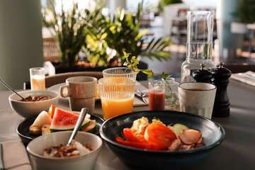 Breakfast meal