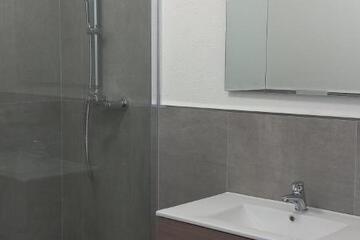 Photo 51