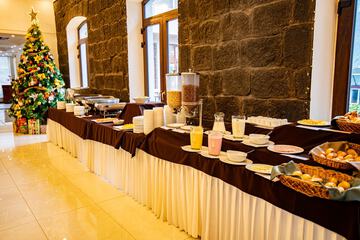 Breakfast buffet