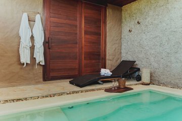Private pool