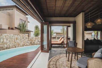 Private pool