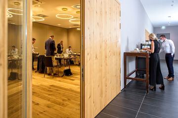 Meeting facility
