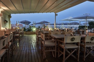 Beach bar