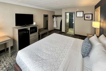 Room 19 of 33