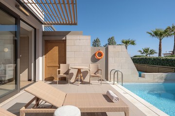 Private pool