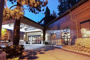 Empeiria High Sierra Hotel