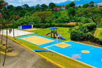 Sport court