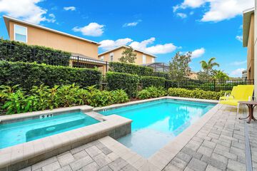 Private pool