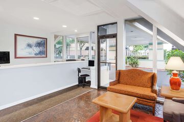 Hotel Interior 5 of 16