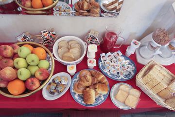 Breakfast buffet