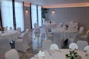 Indoor wedding