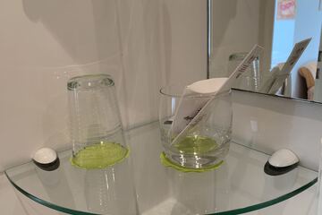 Bathroom amenities