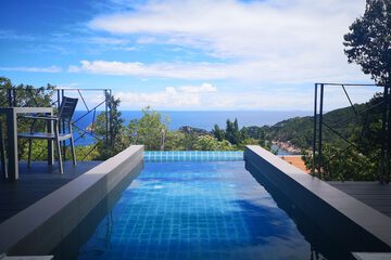 Private pool