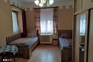 Photo 33