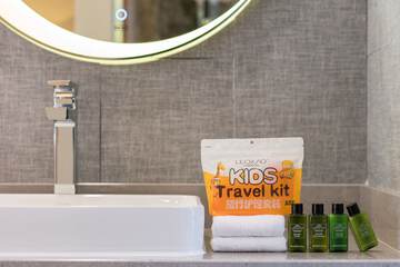 Bathroom amenities