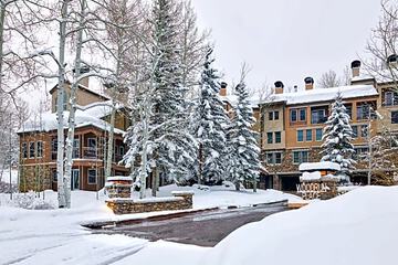 Woodrun Place