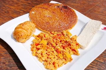 Breakfast meal