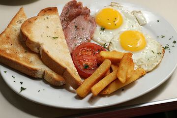 Breakfast meal
