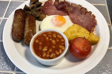 Breakfast meal